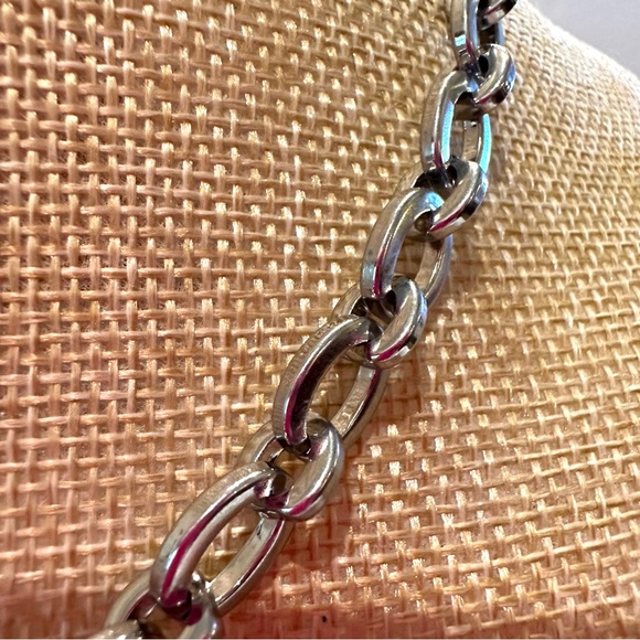 New Lia Sophia Necklace silver chain w/ InfinitME clasp - Picture 4 of 11